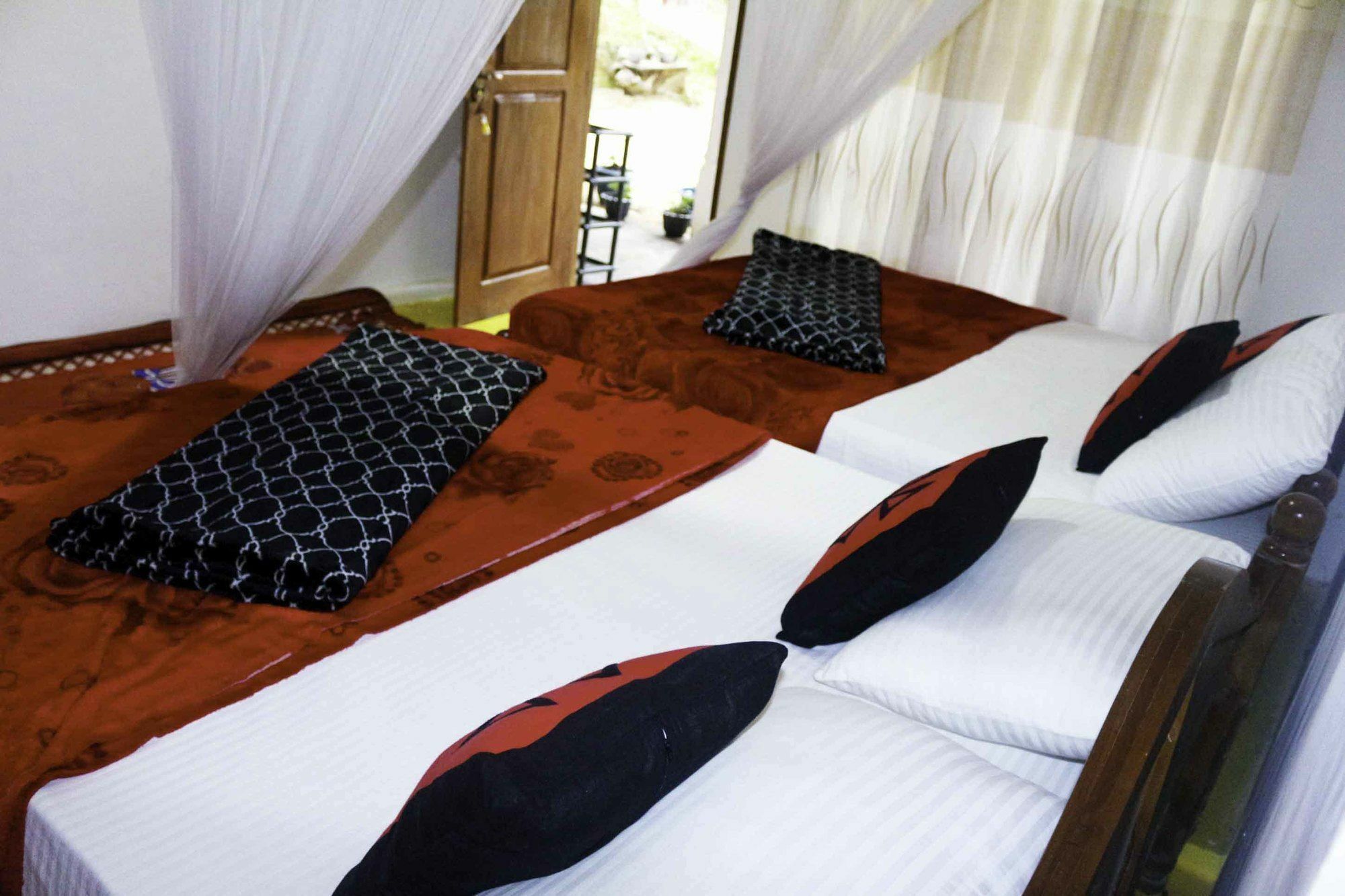 Yoho Chamith Homestay Ella Buitenkant foto